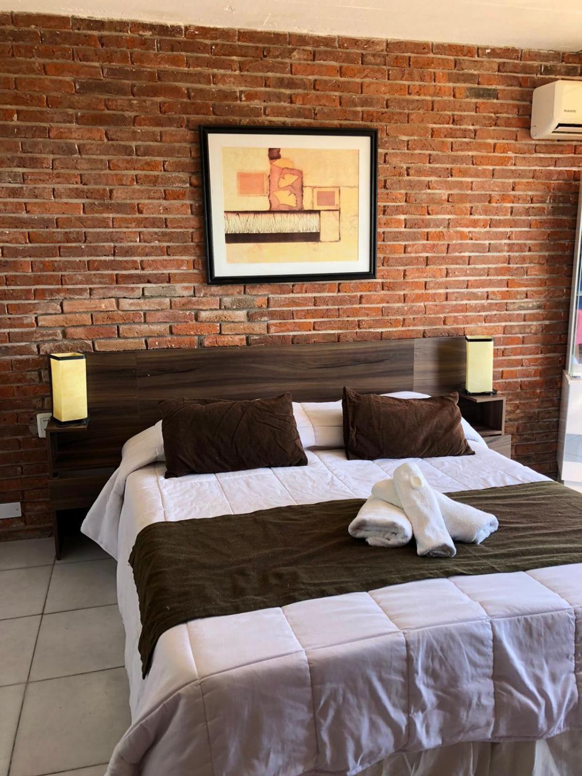 Complejo Laderas Del Cerro Hotel Piriapolis Exterior photo